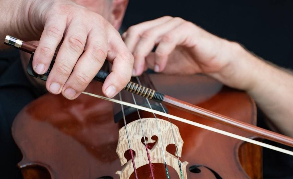 Découvrir le violoncelle avec un professeur passionné